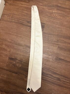 Sean John Ivory Diagonal-Striped Tie
